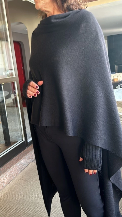 Maxi Capa Milão de tricô - comprar online