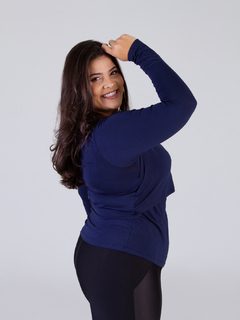 Blusa amamentação plus size manga longa gola em V com abertura