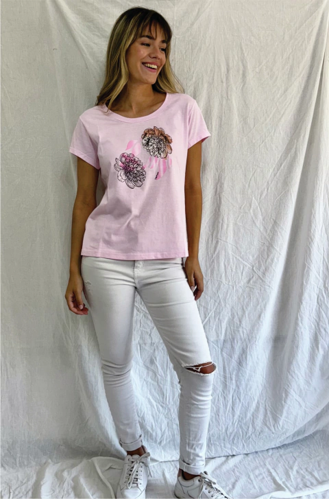Remera Camelia