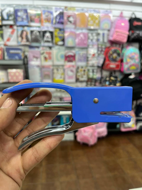 Abrochadora Stapler mediana N°24/6 - comprar online