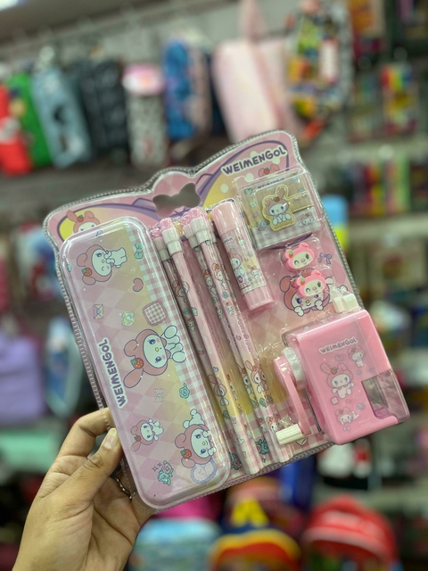 SET DE ESCRITORIO MY MELODY PREMIUM