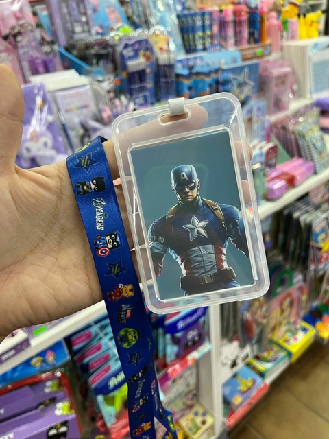 Porta sube Capitan America Avengers - comprar online
