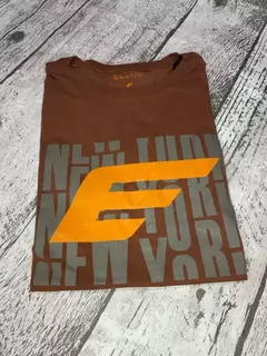 009-002 Camiseta Ellu - Marrom - comprar online