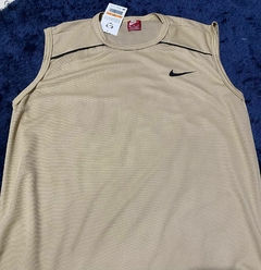 022-002 Regata Dry Fit Nik - Bege - comprar online
