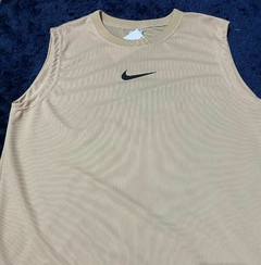 022-002 Regata Dry Fit Nik - Bege - comprar online