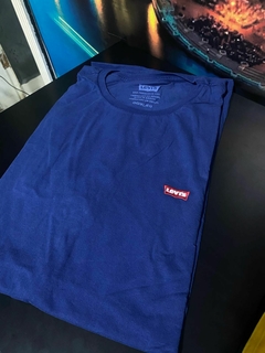 011-004 Camiseta Lev - Azul - comprar online
