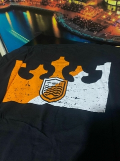 005-647 Camiseta OSK - Preta - comprar online