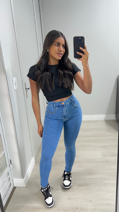 Calça Skinny Clara - Bolso - comprar online