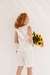 Regata Decote V Linho Off White - comprar online