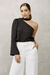 Blusa Um Ombro Ágata Preta