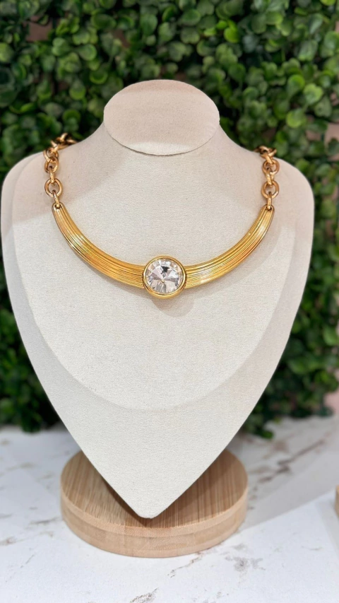 Chocker glam ouro com strass