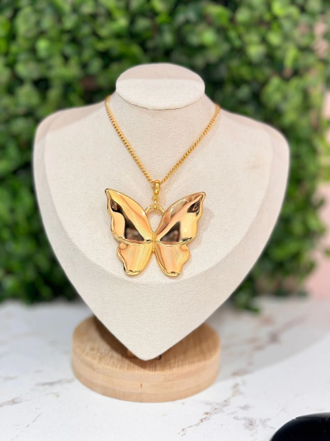 Colar Borboleta Corrente Fina