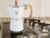 Cafetera Tipo Italiana de Aluminio Hudson 6 Pocillos Blanca - comprar online