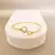 Bracelete Alba – Howlita Branca com Banho de Ouro 18k - Flor de Jasmin - Semijoias com Significado | Pedras Naturais