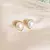 Brinco Viena – Pérola Shell com Banho de Ouro 18k - Flor de Jasmin - Semijoias com Significado | Pedras Naturais