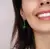 Brinco Anzol Harmonia – Jade Verde e Unakita com Banho de Ouro Branco na internet