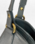 Bolsa Hobo Meire na internet