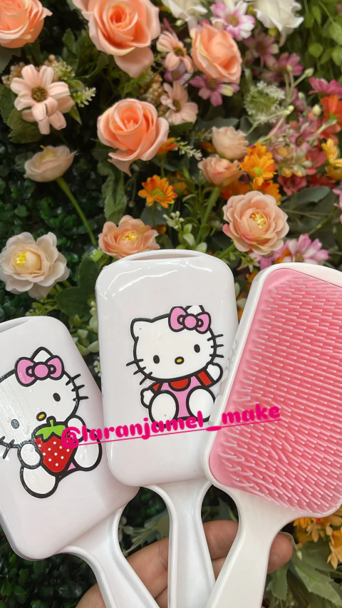 ESCOVA DE CABELO RAQUETE HELLO KITTY