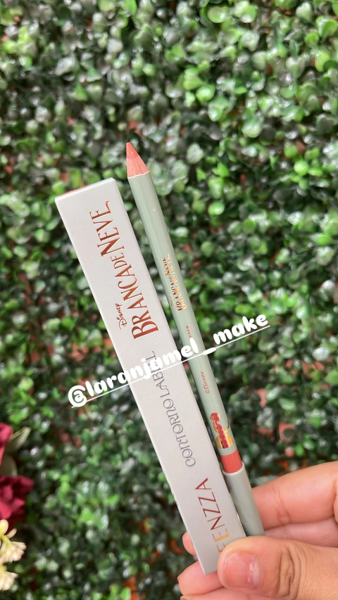 CONTORNO LABIAL EVER AFTER BRANCA DE NEVE - FENZZA