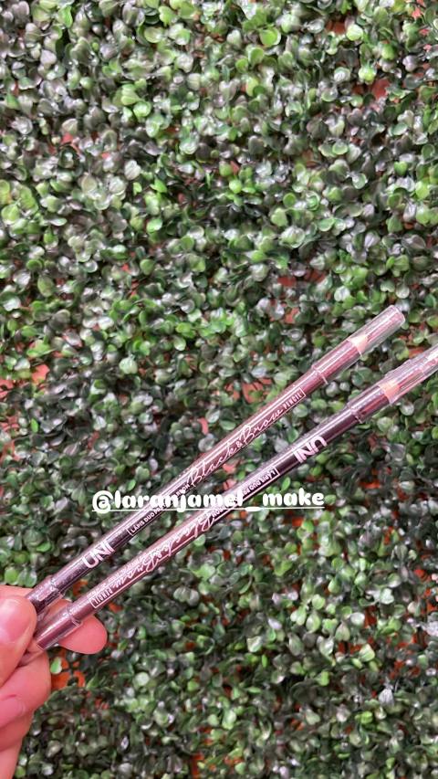 LÁPIS DE OLHO DUO BLACK E BROW PENCIL UNI