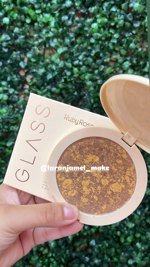 BRONZER E ILUMINADOR MARMORIZADO MARBLE ESSENCE GLASS RUBY ROSE