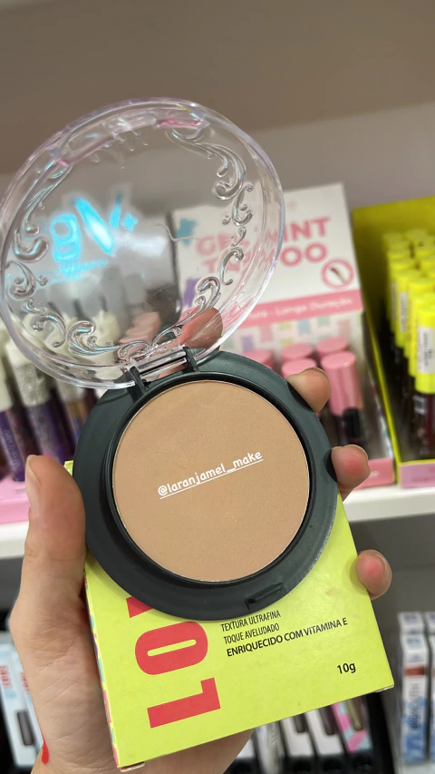 PÓ COMPACTO MATTE À PROVA D'ÁGUA COR 206 MAX LOVE - comprar online