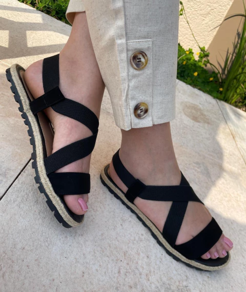 Sandália Com Elástico de Regulagem Solado detalhe em Corda - comprar online