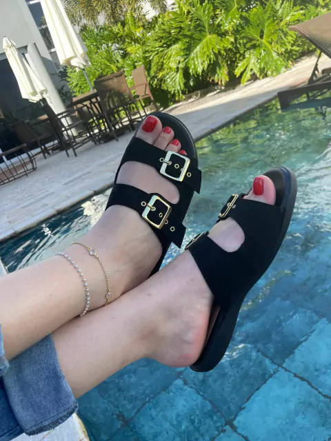 Tamanco Solado Confort com fivelas - comprar online