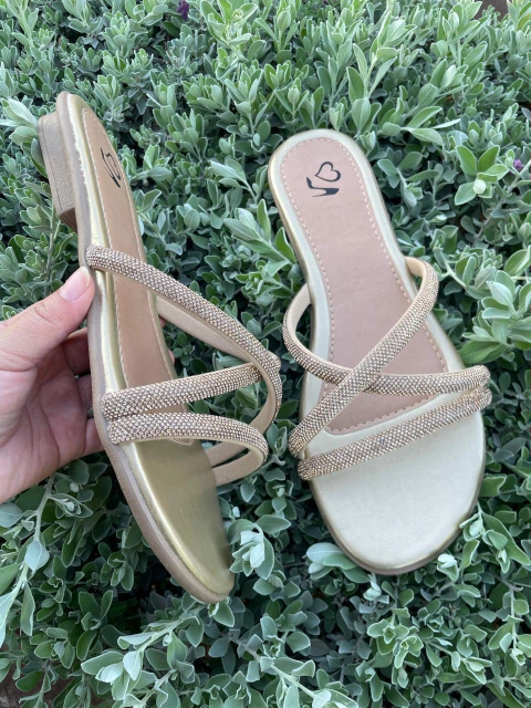 Rasteirinha Modelo Tamanco Tiras de Strass - comprar online