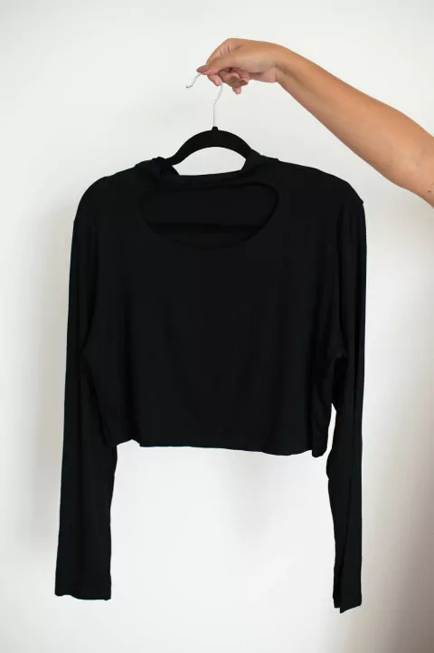 CROPPED PRETO MANGA COMPRIDA