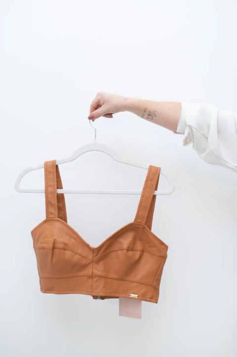 CROPPED MARROM CORINO