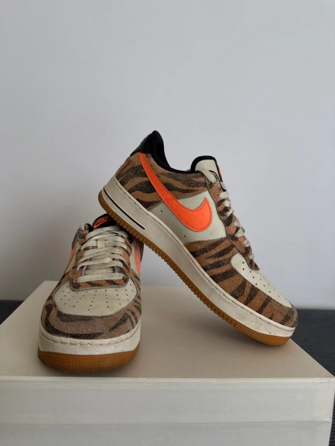 TÊNIS NIKE AIR FORCE DAKTARI