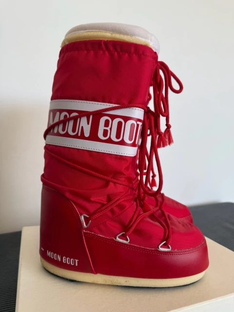 BOTA MOON BOOT VERMELHA