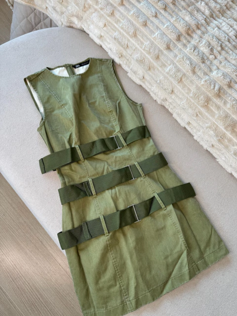 VESTIDO VERDE MILITAR ZARA