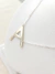 Cadena con maxi inicial & cristal en internet