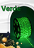 Mangueira de LED verde enrolada em um carretel, ideal para decoração natalina.