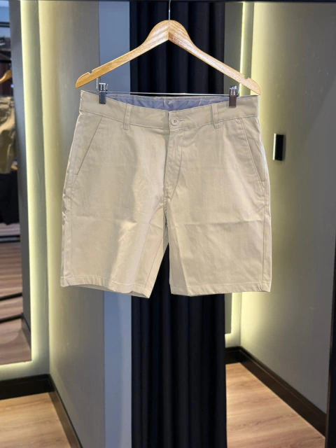 Bermuda Importada Lacoste - Bege - comprar online