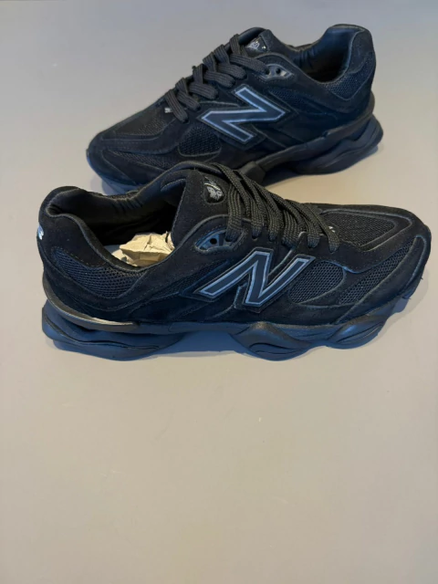 Tênis Importado New Balance 9060 - comprar online