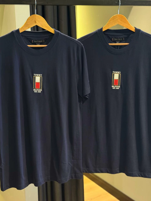 Camiseta Importada Tommy Hilfiger - Azul Marinho - comprar online