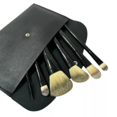 Set X6 Pinceles Brochas Kabuki Con Estuche Classic Base Ojos