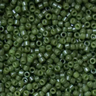 MIYUKI DELICA 11/0 DYED MATTE OLIVE OP X 10 GR. - comprar online