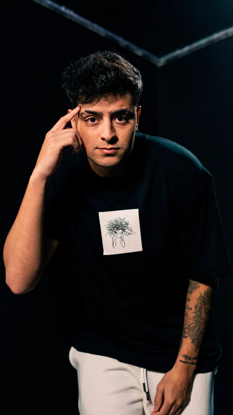 T-SHIRT LOUD THOUGHTS