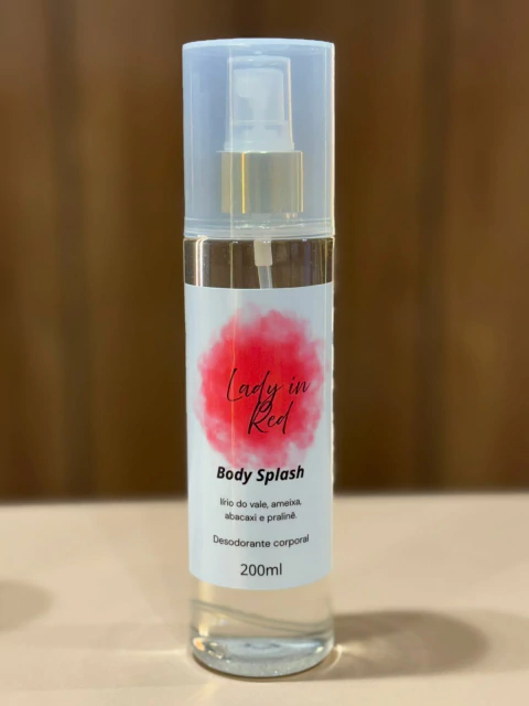 BODY SPLASH LADY IN RED