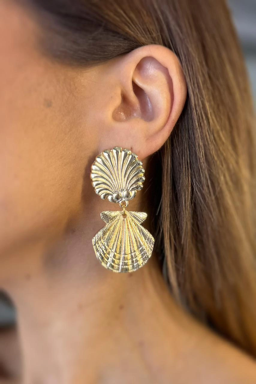 BRINCO DOURADO CONCHAS