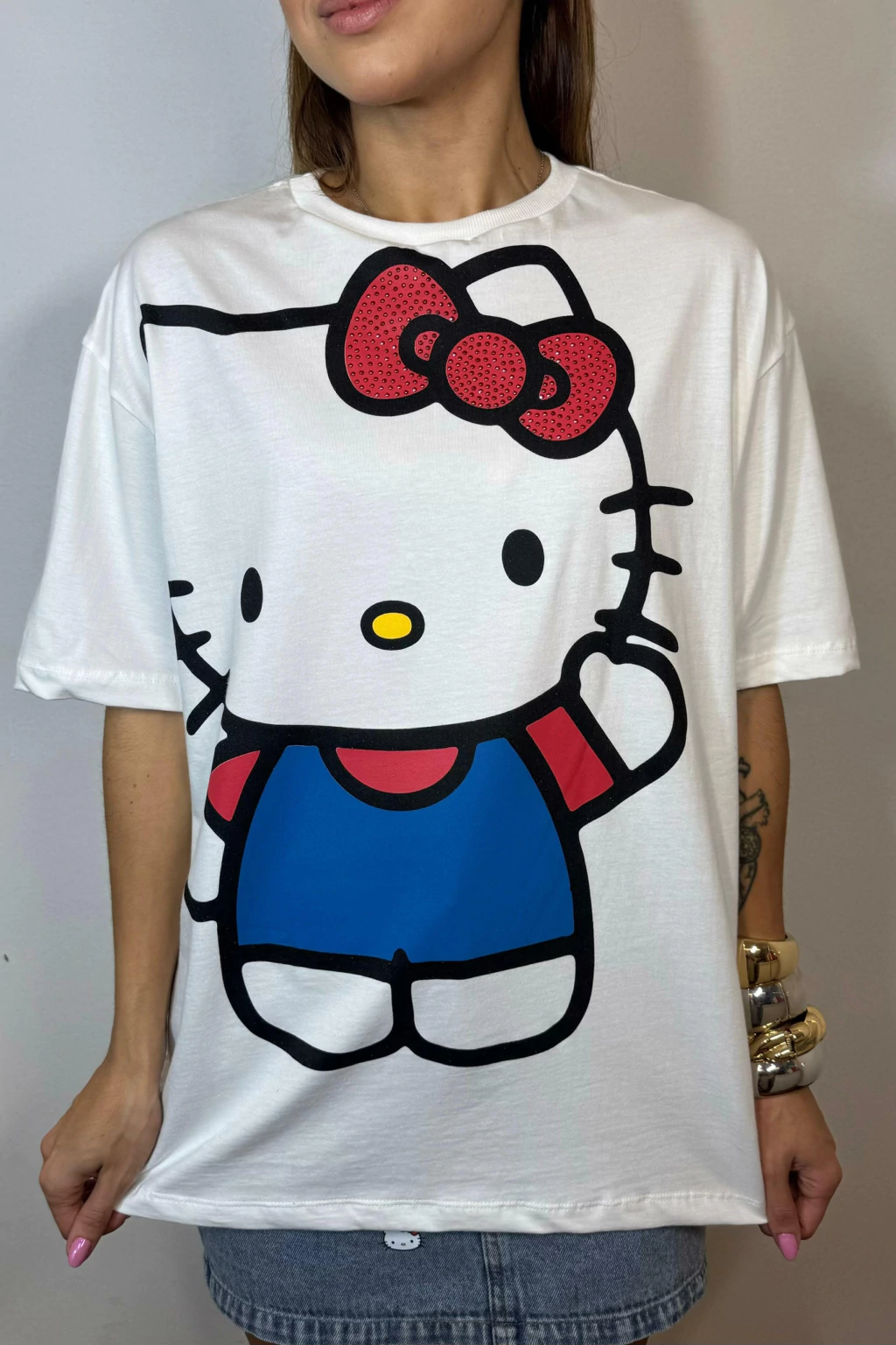 T-SHIRT OVER KITTY