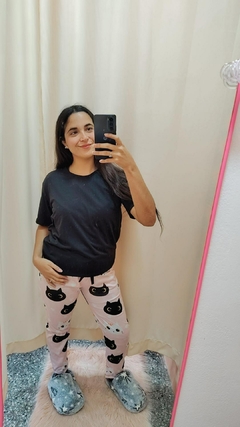 Pijamas Whit en internet