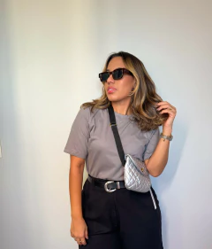 T-Shirt BasiKLES - Cinza na internet