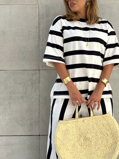 Blusa Oversized Oásis - P&B - comprar online