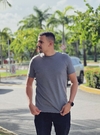Basic Long Masculina - Cinza