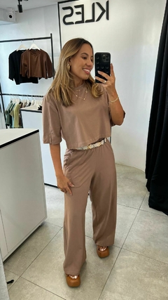 Calça Pantalona - Mocha Mousse - loja online